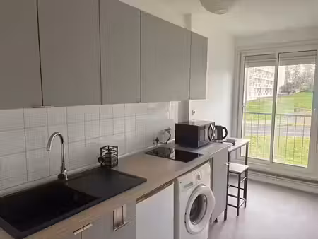 location appartement 1 pièce 36.91 m² à saintes (17100)  501 €