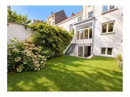 rez-de-chaussée à louer à augustin delportestraat 8 ixelles (vbe80598)