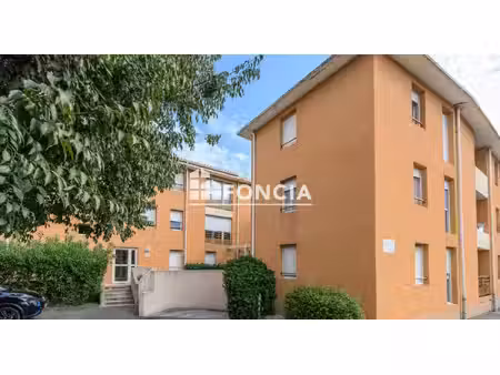 avignon – spacieux t4 de plain-pied avec terrasse de 30 m² et 2 garages – investisseur