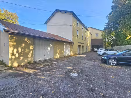 immeuble de rapport - 6 appartements + 1 local professionnel
