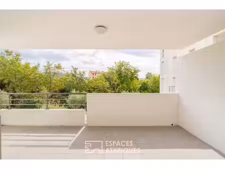 l'écrin végétal : appartement contemporain baigné de lumière