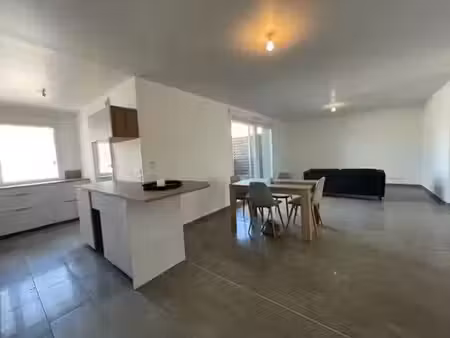 location meublée appartement 4 pièces 80.37 m² à saint-julien-en-genevois (74160)  1 998 €