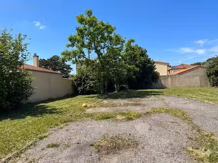 terrain constructible neuf à vendre