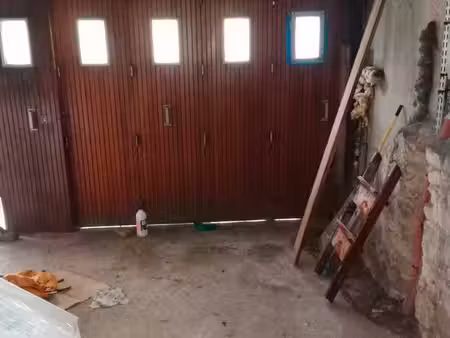 rare : grand garage 20m² à robien – gare à pied