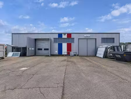 local d'activités à vendre