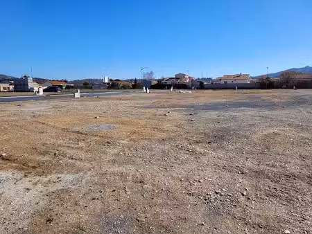 terrain constructible neuf à vendre