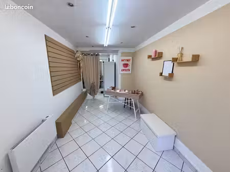 local commercial 45 m² – saint-brieuc centre-ville – 550 hc
