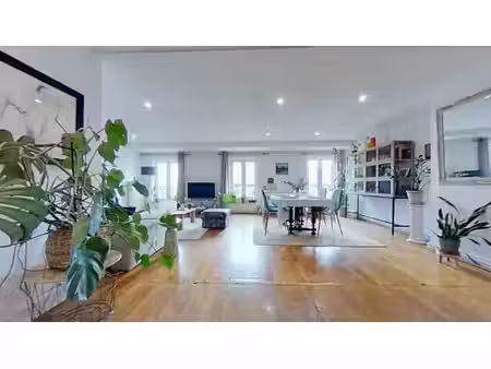 13 grande rue de vaise lyon 69009 - t3 meublé - 1566 €cc