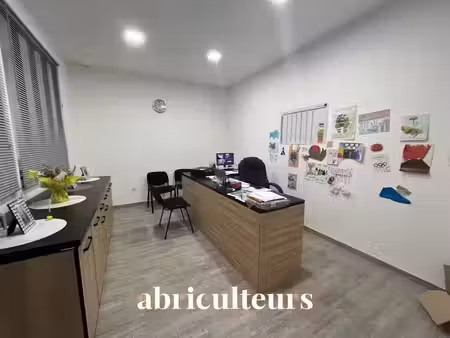 bureaux au sein d’un local industriel à vendre en vente à châteaudun (28200)
