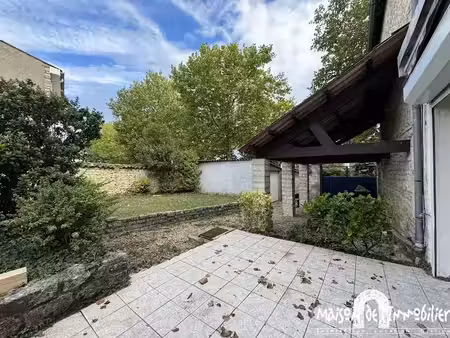 location meublée maison 6 pièces 156 m² à cognac (16100)  927 €