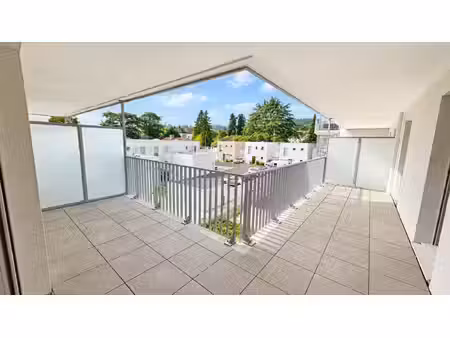 t4 82 m² résidence neuve parking/terrasse
