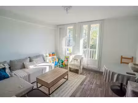 appartement 3 pièces 59 41 m² proche du centre-ville d’orange