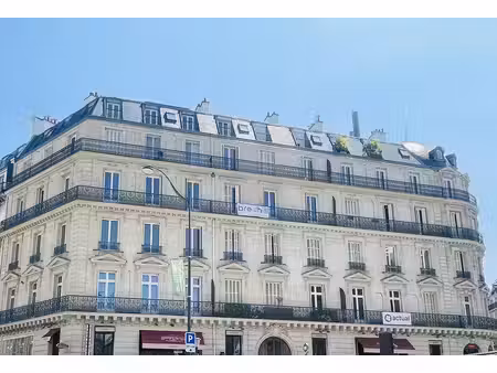 paris 8 - 2 pièces - dernier étage - espaces extérieurs