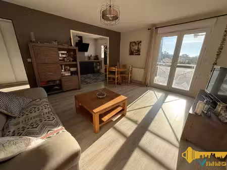 appartement 2 pièces 57 17m2  parking privatif