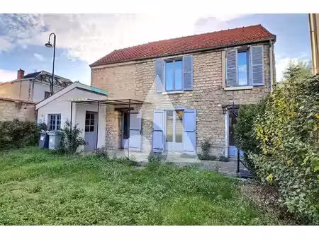 méry-sur-oise maison de charme en plein centre-ville avec jardin et garage