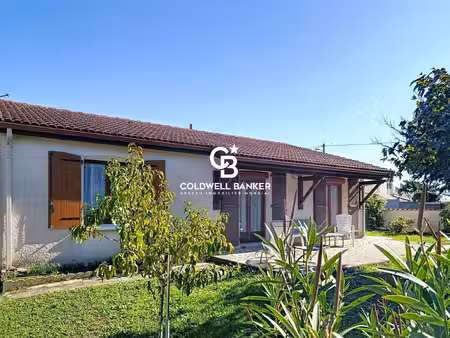 maison de plain-pied à saintes – commerces et écoles à pied  garage et jardin