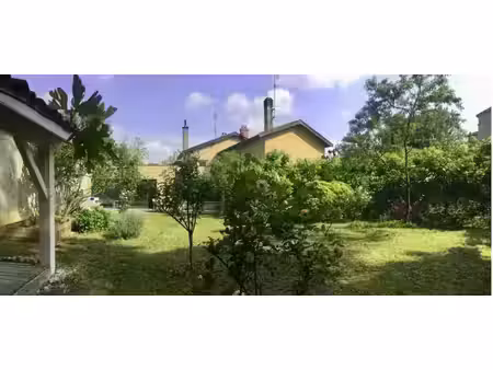 rare dans la region- maison familiale avec jardin +appar