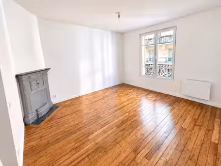 3 pièces rénové de 55 40 m2 gare de lyon