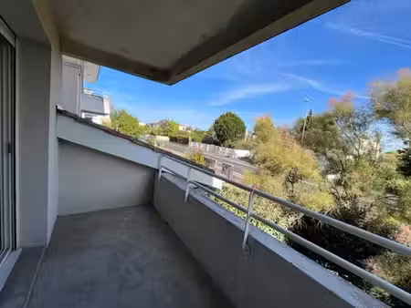 appartement t2 de 49 35 m2 avec balcon et parking - pessac m