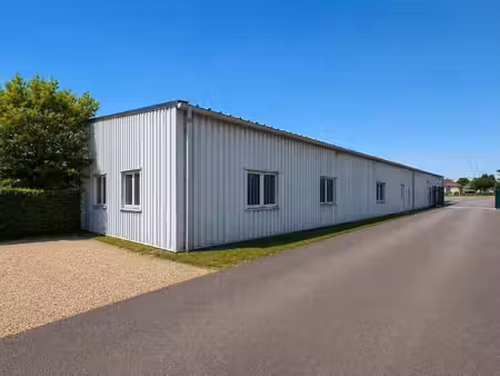 entrepôt à vendre