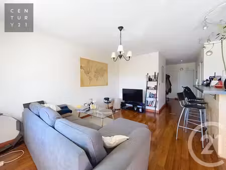 appartement t2 à louer - 2 pièces - 55 m2 - troyes - 10 - champagne-ardenne