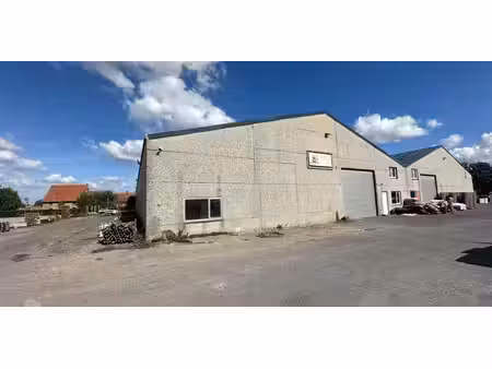 bâtiment d’entreprise à louer à dadizele pour € 2.800