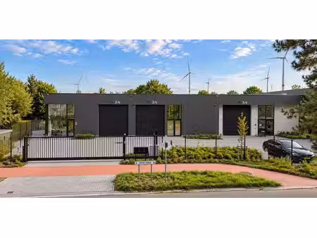 entrepôt à louer à tessenderlo pour € 2.040