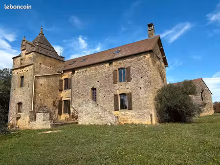 propriété 9 pièces 275 m²