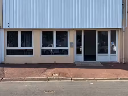 local commercial de 56 m² – périgueux  quartier du toulon