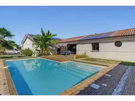 vente maison 5 pièces 186 m² à cursan (33670)  480 000 €