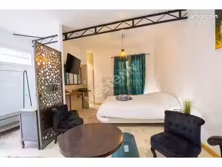 studio 1 pièce 25 m²