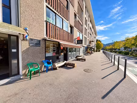 local commercial à vendre