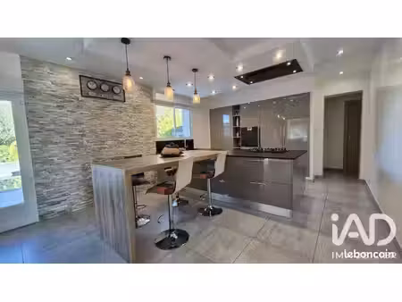 propriété 8 pièces 250 m²