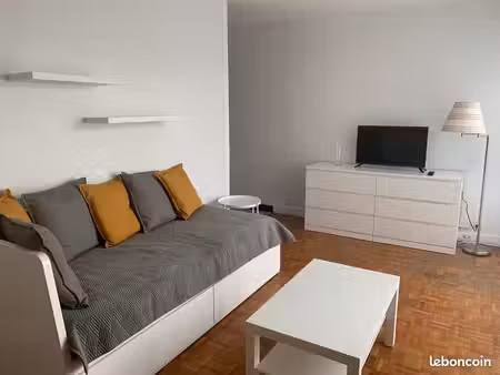 studio meublé 28 m2 résidence la fougeraie arcueil - disponible le 1er novembre 2026