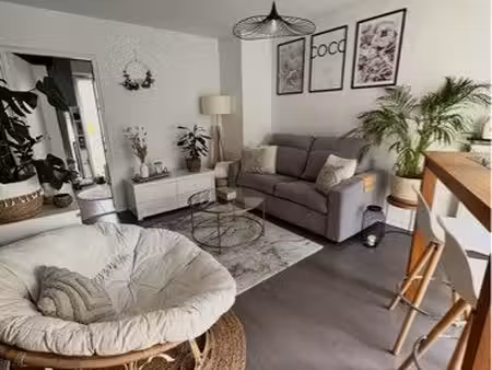 loue grand studio de 32m2