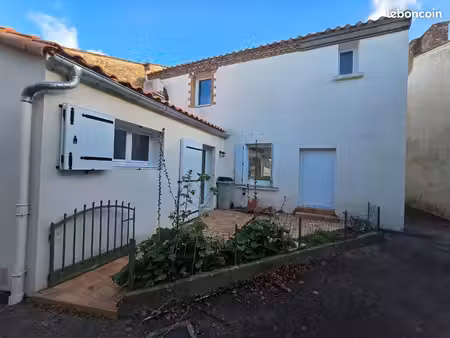 location maison la planche