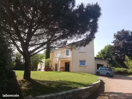 très belle maison contemporaine à louer