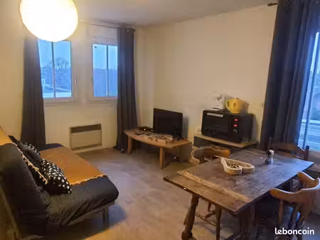 studio calme lumineux idéalement placé vieux lille