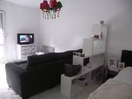 t1 30m2 rdc plein centre merignac