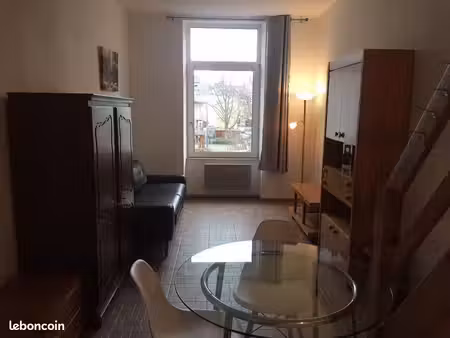 mulhouse gare / centre ville : studio meublé au calme de 30m²