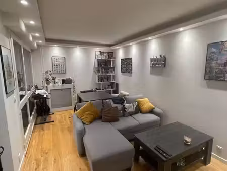 beau 2p meublé 42m² refait à neuf avec balcon
