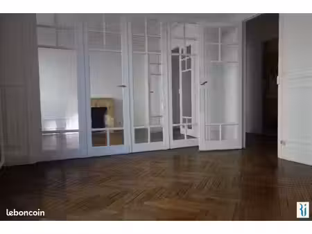 appartement 3 pièces 80 m²