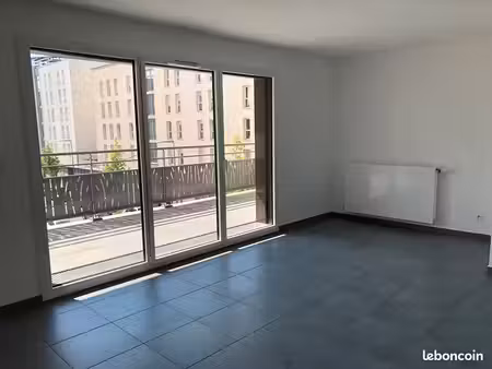 appartement 3 pièces 76 m²