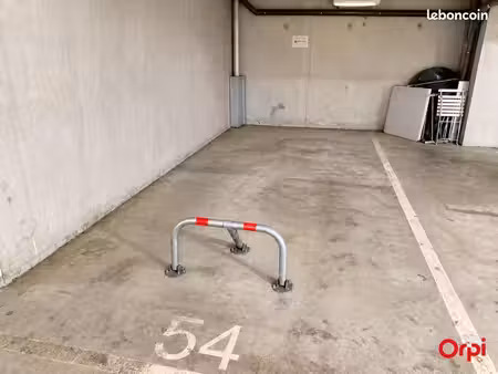 garage/box 17 m² marseille