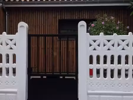 charmante échoppe dans quartier tranquille