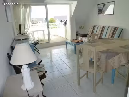 carnac plage loue 3 pièces en duplex meublées bien ensoleillé et calme