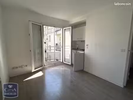 appartement 1 pièce 17 m²