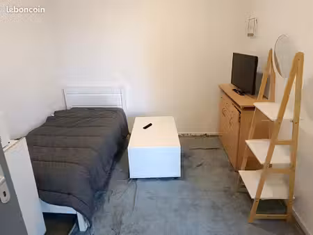 studio meublé charges comprise