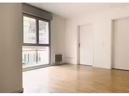 location appartement 3 pièces à nanterre