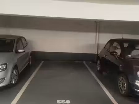 loue parking